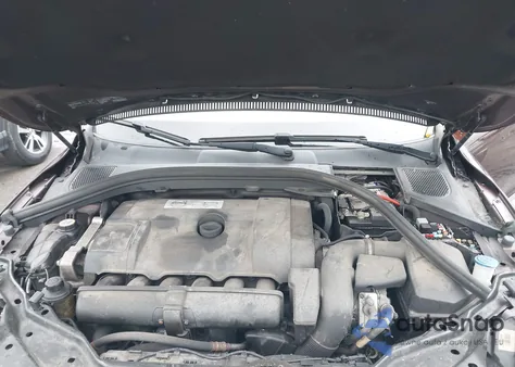 2014 Volvo Xc60 3.2 from USA, damaged, VIN YV4940DZ7E2548400